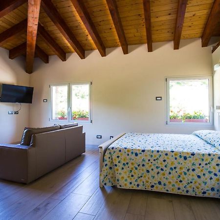 B&B La Torretta Ріолунато Екстер'єр фото