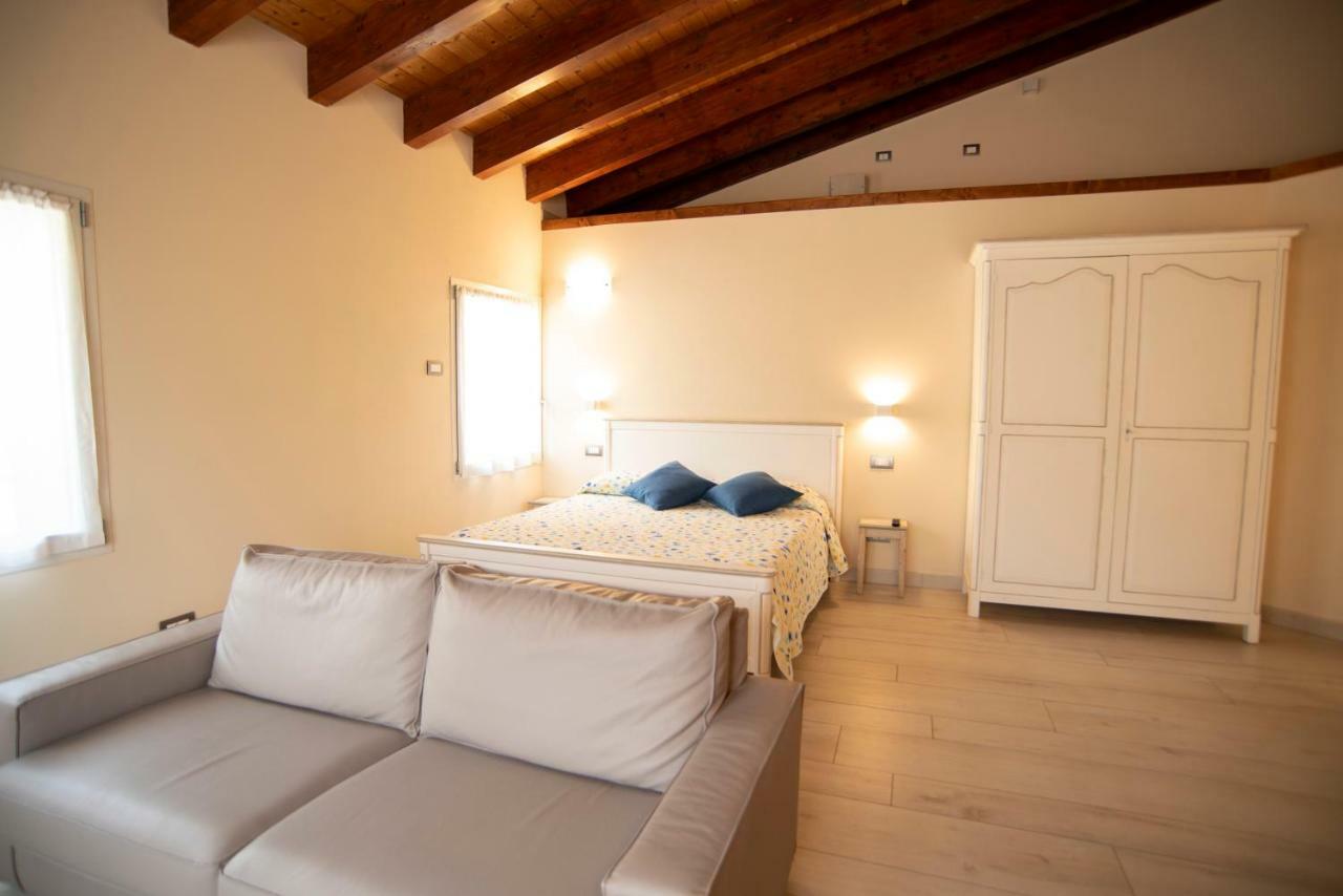 B&B La Torretta Ріолунато Екстер'єр фото