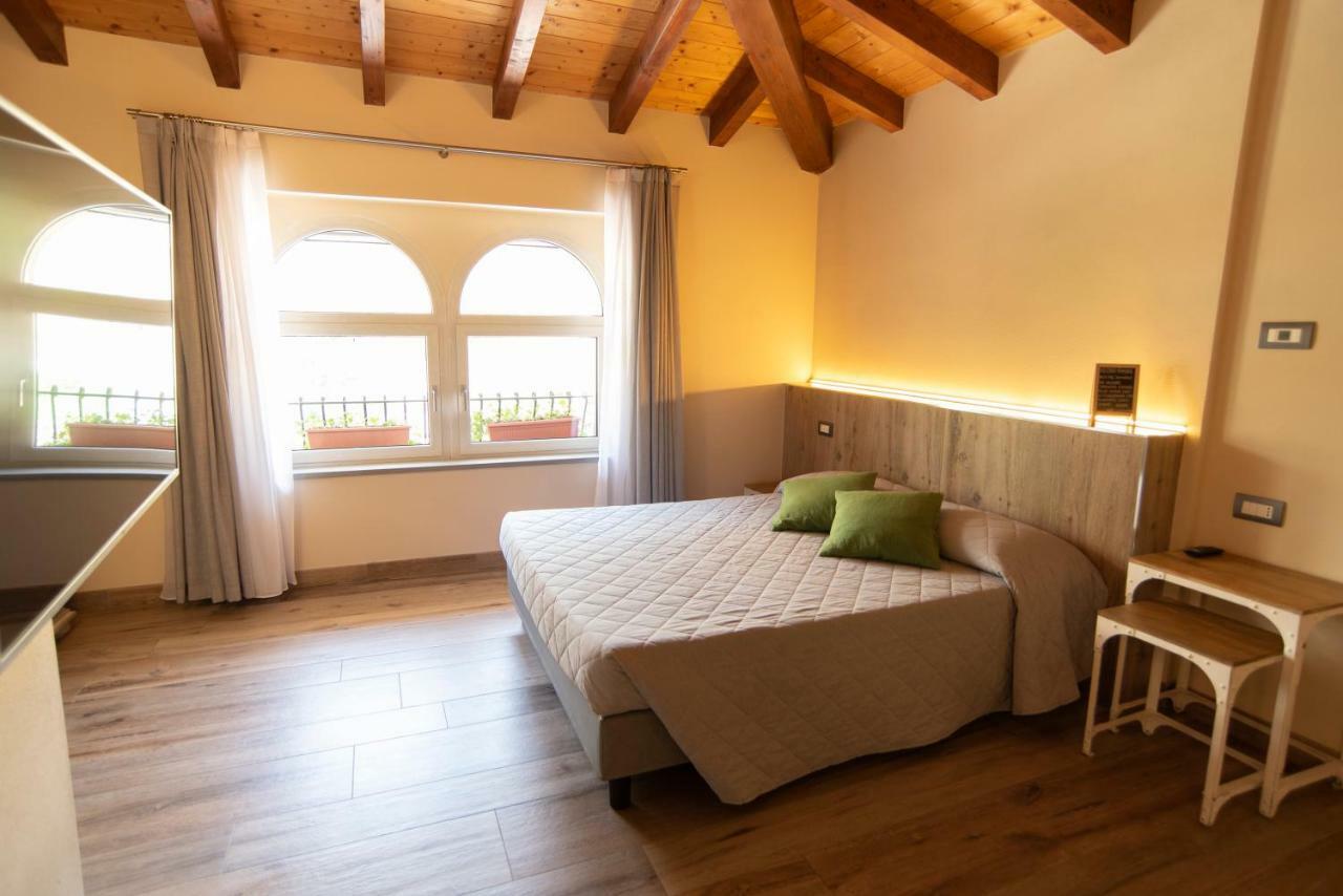 B&B La Torretta Ріолунато Екстер'єр фото