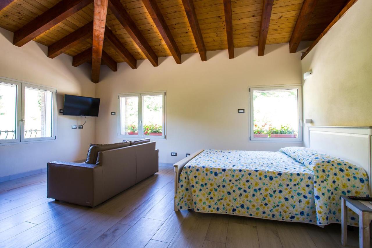 B&B La Torretta Ріолунато Екстер'єр фото